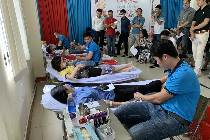LĐLĐ Bà Rịa-Vũng Tàu: Hơn 400 người lao động tham gia hiến máu tình nguyện