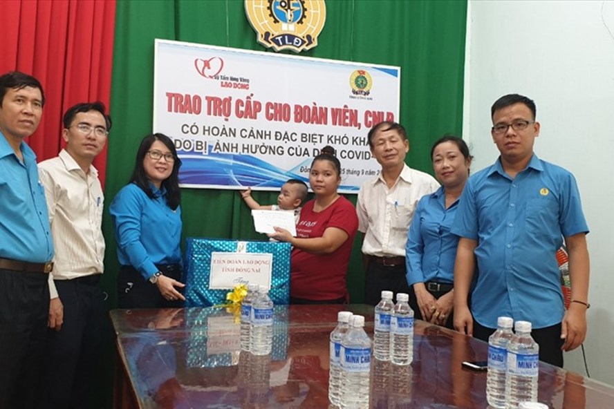 Quỹ Tấm Lòng Vàng hỗ trợ công nhân ở Đồng Nai bị ảnh hưởng dịch COVID-19