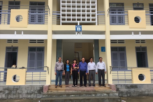 Quỹ Tấm lòng vàng: Bàn giao công trình cải tạo khu nội trú Trường PTDTNT Vĩnh Thạnh