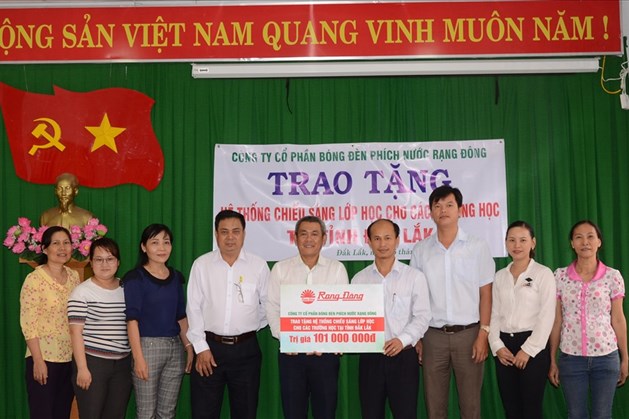 Tiếp nhận hệ thống chiếu sáng cho trường học tỉnh Đắk Lắk